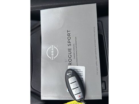 Used 2021 Nissan Rogue Sport SV FWD image 32