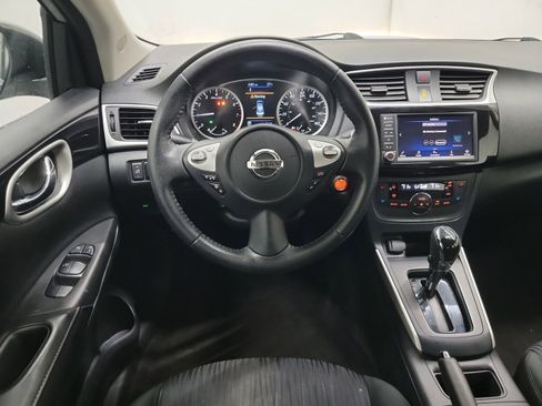 Used 2019 Nissan Sentra SV image 16