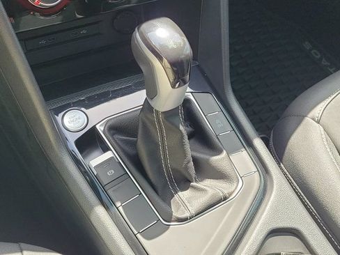 Certified 2023 Volkswagen Taos SE FWD image 26