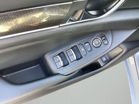 Used 2022 Honda Accord Sport image 17