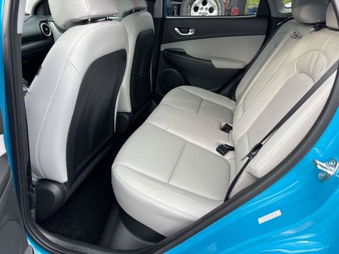 Used 2023 Hyundai Kona Limited w/ Cargo Package AWD/4WD image 10