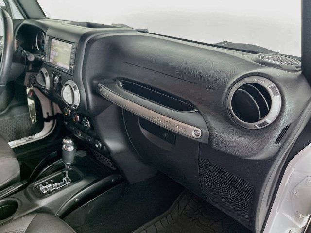 Used 2017 Jeep Wrangler Unlimited Sport AWD/4WD image 27