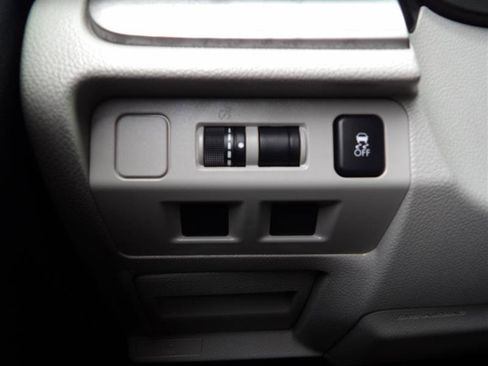 Used 2016 Subaru Forester 2.5i w/ Alloy Wheel Package image 24