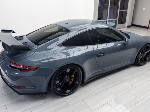 Used 2018 Porsche 911 GT3 image 21