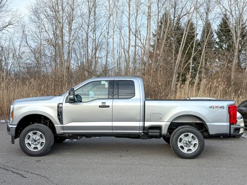 New 2026 Ford F250 XLT w/ Snow Plow Prep Package image 9