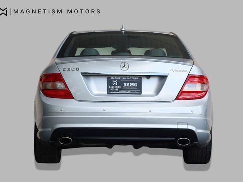 Used 2011 Mercedes-Benz C 300 4MATIC Sedan image 8