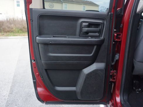 Used 2014 RAM 1500 Express image 22