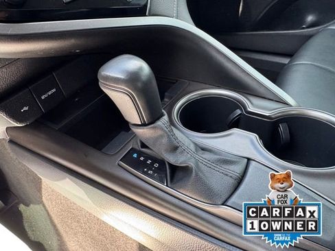 Used 2021 Toyota Camry SE image 34