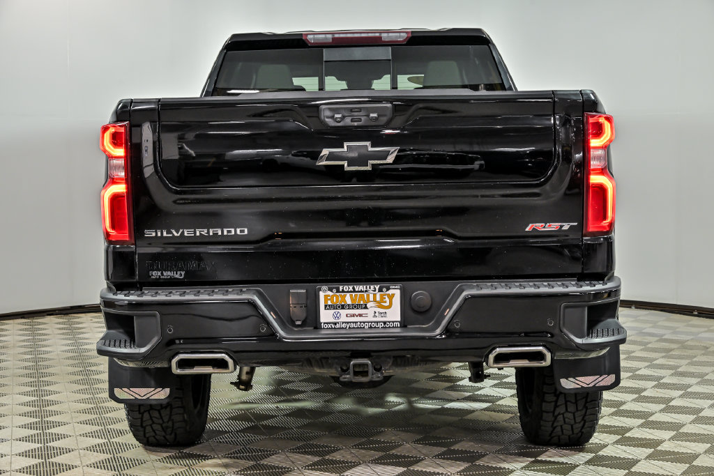 Used 2022 Chevrolet Silverado 1500 RST w/ Convenience Package II AWD/4WD image 7