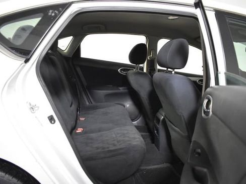 Used 2013 Nissan Sentra SV image 25