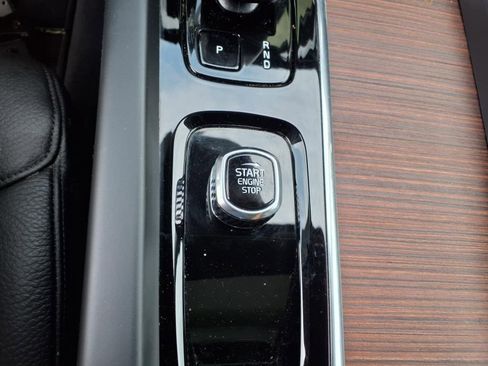 Certified 2025 Volvo S60 B5 Plus image 27