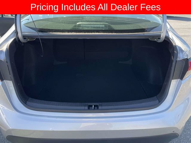Used 2024 Toyota Corolla LE FWD image 11