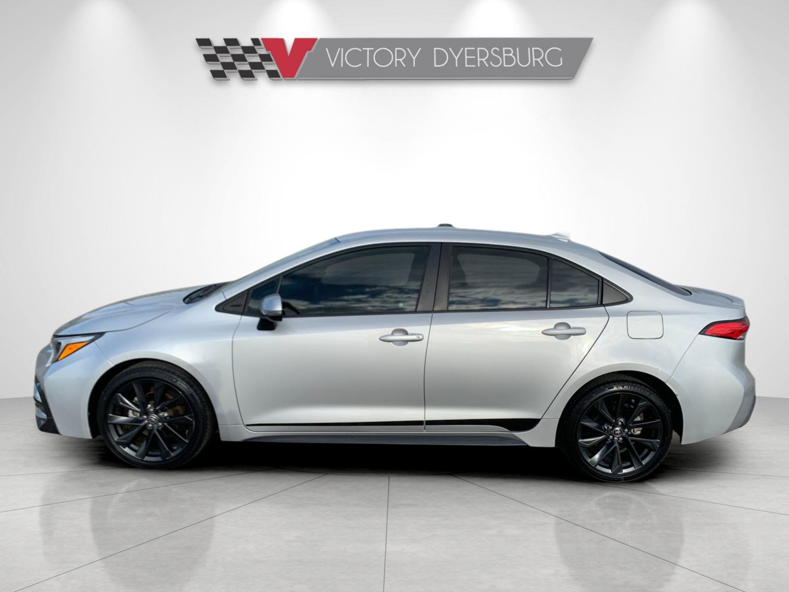 Used 2023 Toyota Corolla SE FWD image 7