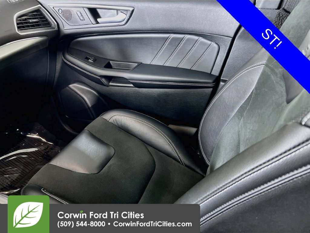 Used 2022 Ford Edge ST AWD/4WD image 26