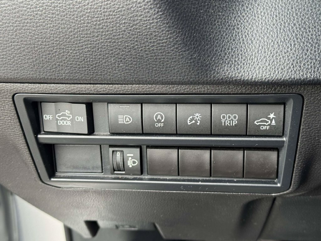 Used 2024 Toyota Tundra SR5 w/ SR5 Convenience Package AWD/4WD image 21