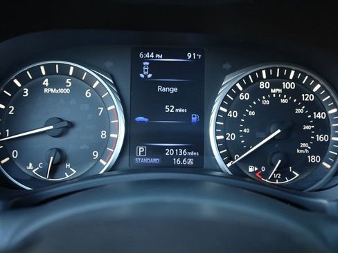 Used 2022 INFINITI Q60 Red Sport 400 w/ Carbon Fiber Package image 38