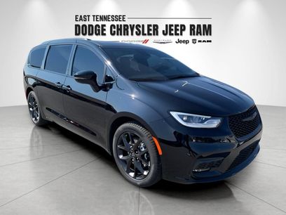 New 2026 Chrysler Pacifica Limited