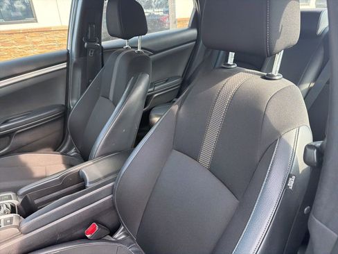 Used 2021 Honda Civic Sport image 3