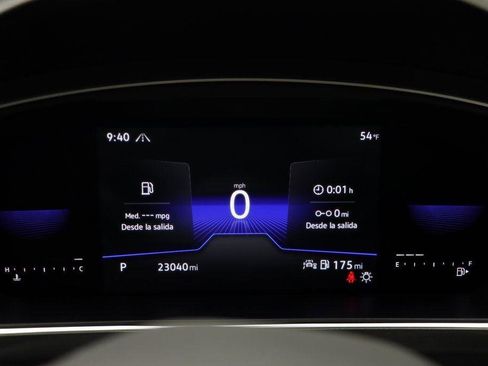 Used 2022 Volkswagen Tiguan S image 9