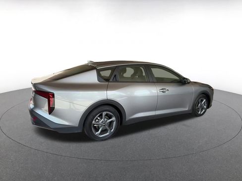 Used 2025 Kia K4 FWD image 14