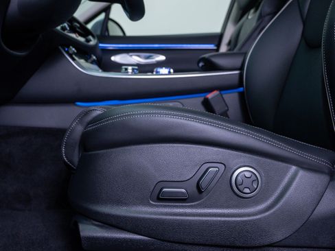 New 2026 Genesis GV70 2.5T Select image 19