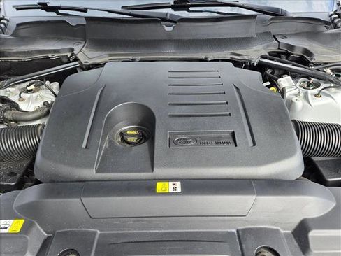 Used 2020 Land Rover Range Rover HSE image 20