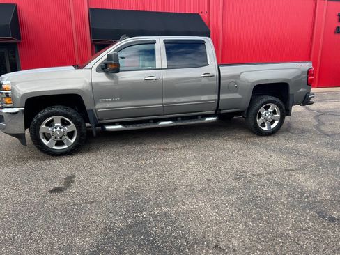 Used 2017 Chevrolet Silverado 2500 LT w/ All Star Edition image 10