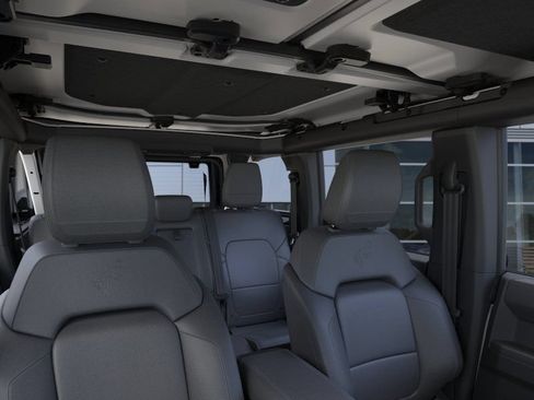 New 2026 Ford Bronco Badlands AWD/4WD image 12