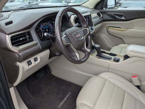 Used 2019 GMC Acadia Denali w/ Technology Package image 10