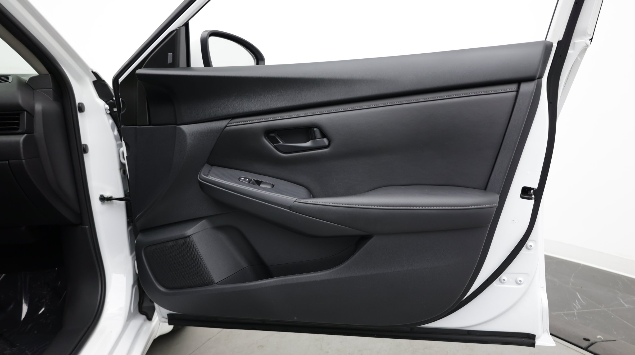 Used 2024 Nissan Sentra S FWD image 36