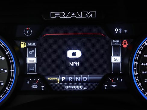 Used 2022 RAM 1500 Limited AWD/4WD image 11