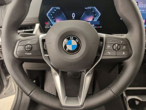 Used 2025 BMW X1 xDrive28i w/ Technology Package AWD/4WD image 14