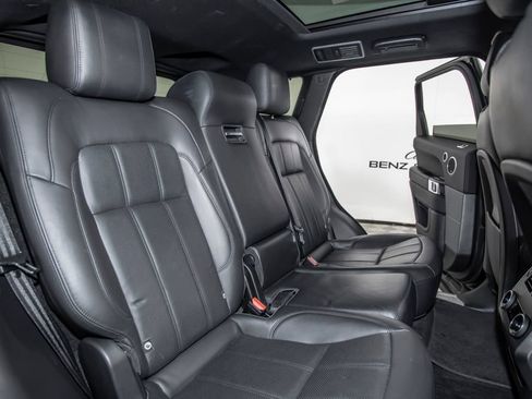 Used 2018 Land Rover Range Rover Sport HSE AWD/4WD image 15