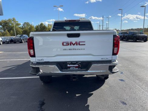 Used 2025 GMC Sierra 2500 SLE w/ SLE Value Package; image 7