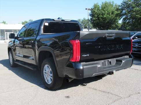 Used 2024 Toyota Tundra SR5 w/ SR5 Convenience Package AWD/4WD image 5