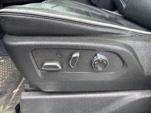 Used 2022 GMC Sierra 1500 AT4X image 29