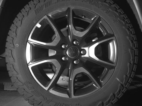 Used 2025 Jeep Compass Trailhawk AWD/4WD image 15