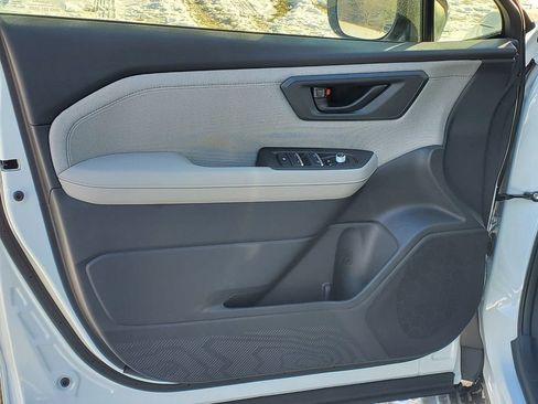 Certified 2026 Subaru Forester Premium AWD/4WD image 6