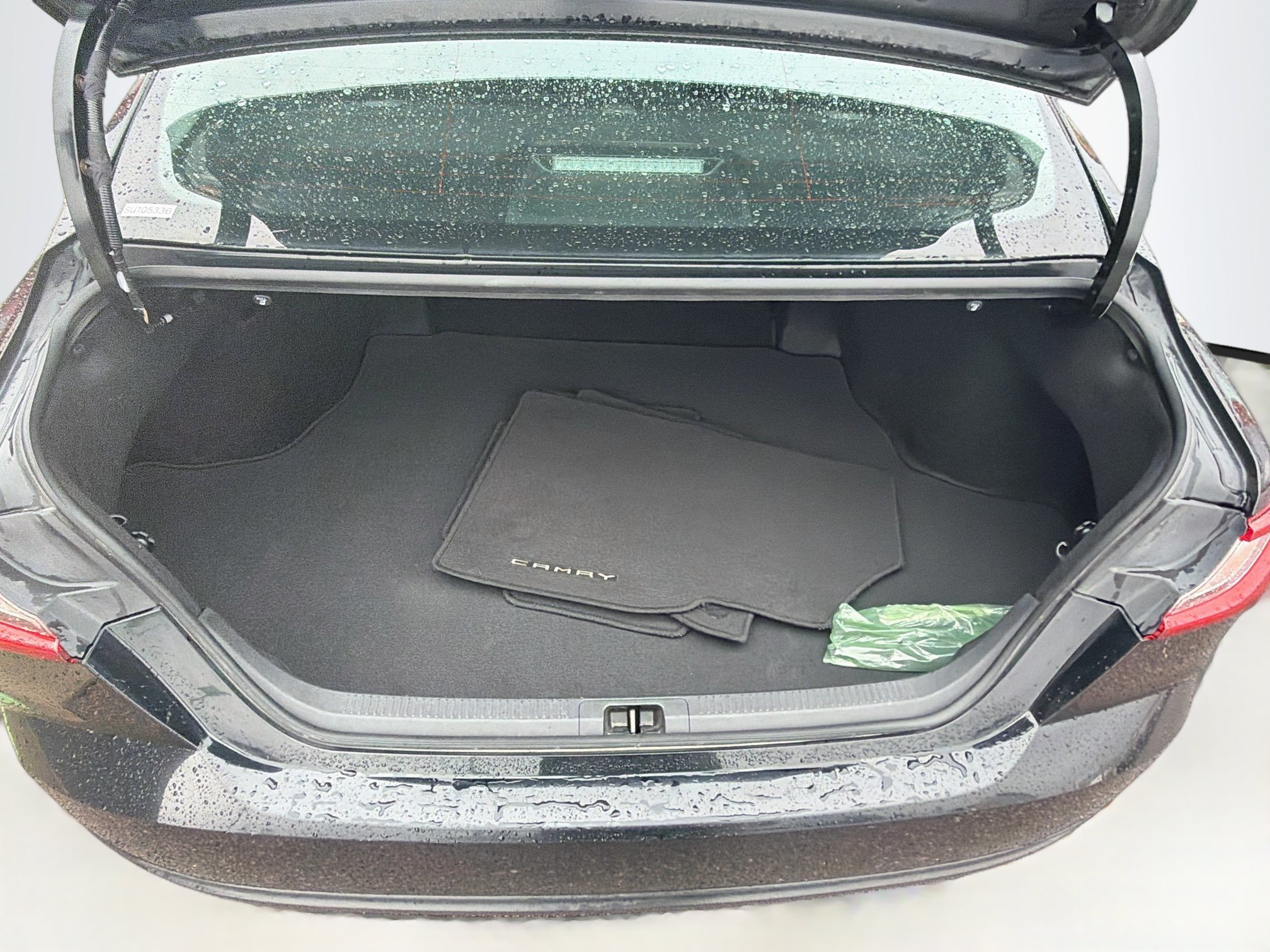 Used 2025 Toyota Camry LE FWD image 30