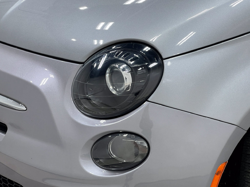 Used 2017 FIAT 500 Pop w/ Sport Appearance Package FWD image 32