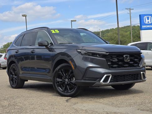 Used 2025 Honda CR-V Sport Touring image 2