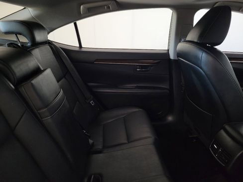 Used 2014 Lexus ES 350 w/ Premium Package FWD image 19