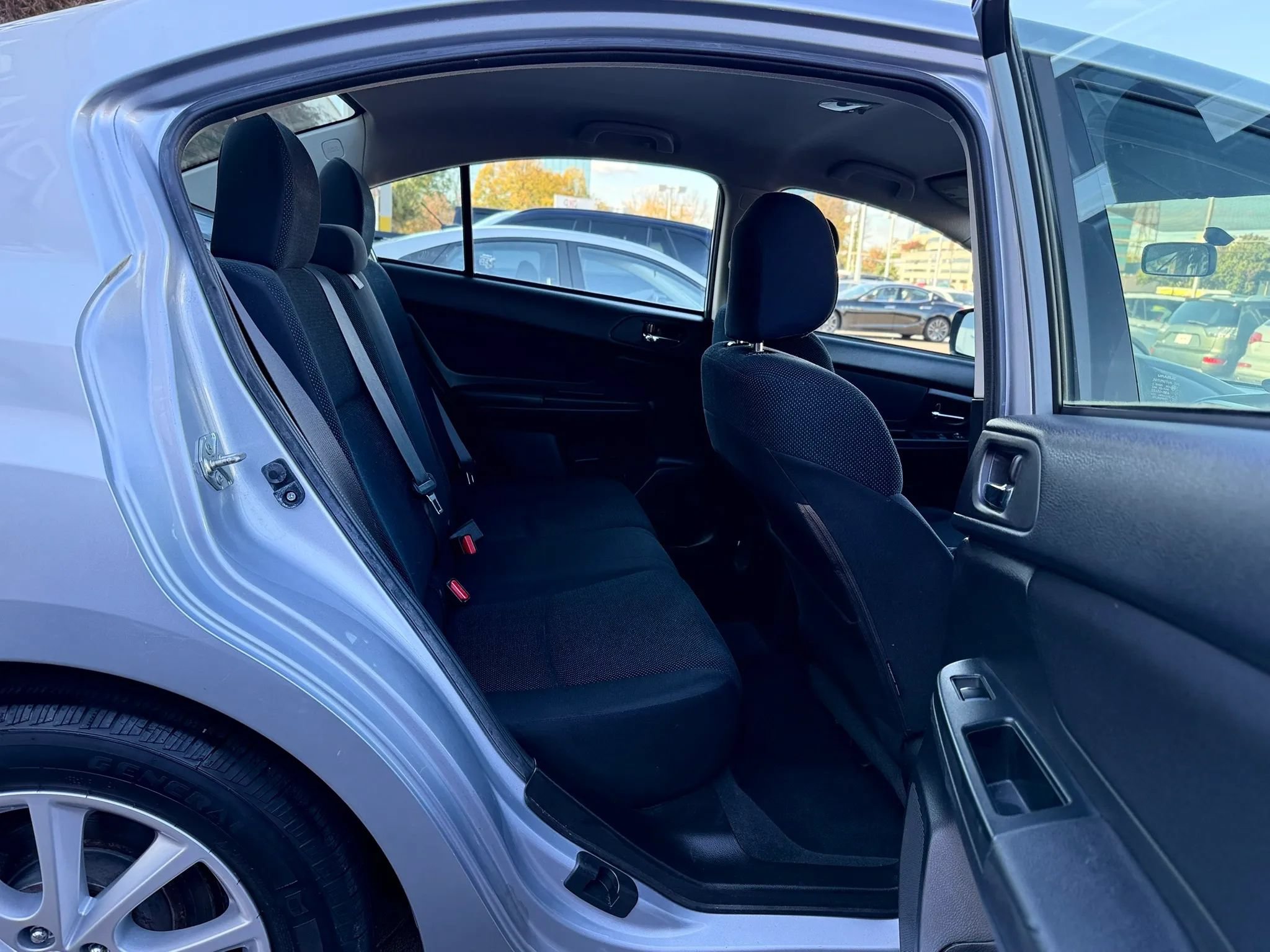 Used 2013 Subaru Impreza 2.0i Premium w/ All-Weather Pkg AWD/4WD image 28