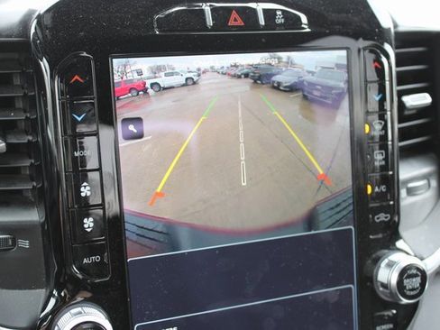 Used 2022 RAM 2500 Lone Star w/ Night Edition image 7