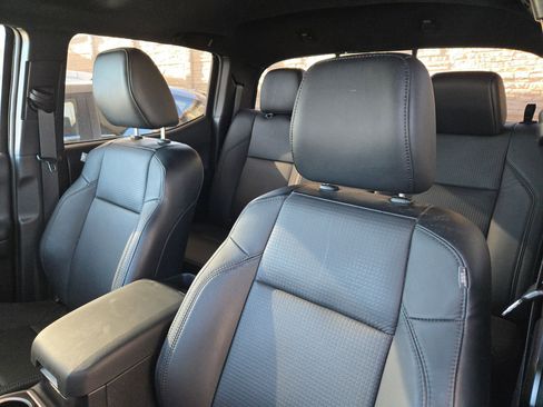 Used 2023 Toyota Tacoma Limited w/ Nightshade Package image 9