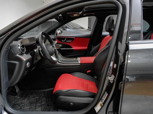 Used 2024 Mercedes-Benz C 300 Sedan w/ Pinnacle Trim Package image 4