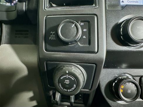 Used 2019 Ford F150 XLT w/ Equipment Group 302A Luxury image 40