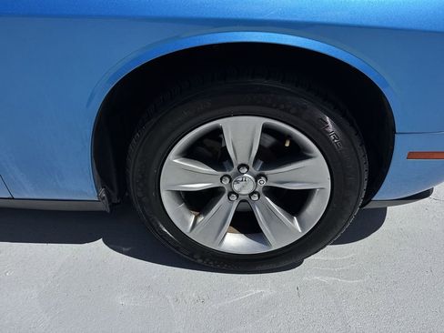 Used 2019 Dodge Challenger SXT RWD image 58