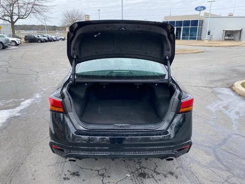 Used 2024 Nissan Altima 2.5 SR image 10