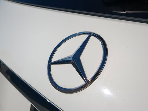 Certified 2023 Mercedes-Benz GLE 350 4MATIC image 9